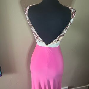 Sherry hill form, fitting, beautiful, handsewn beats